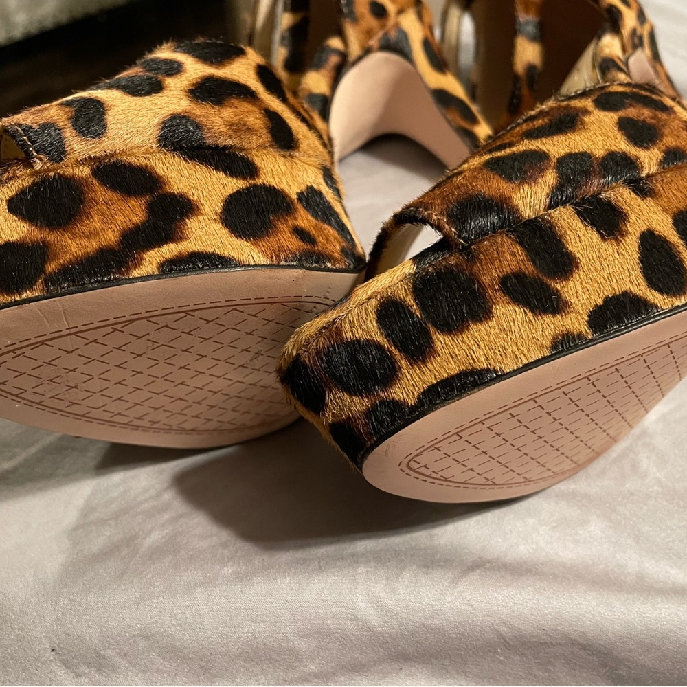 Jessica Simpson leopard calf skin heels size 7 platform - Picture 5 of 5